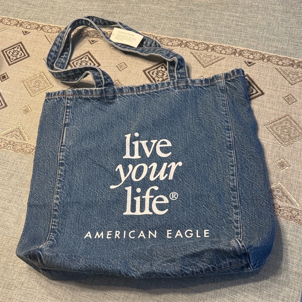 NWT American Eagle Outfitters Blue Tote Bag